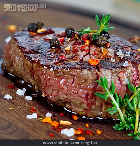 
                Steak, Roastbeef, Fleischgericht, Rinderfilet                   