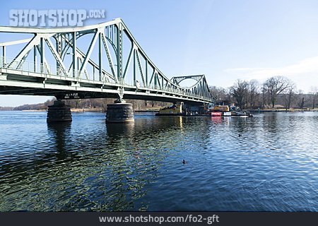 
                Stahlbrücke, Glienicker Brücke                   