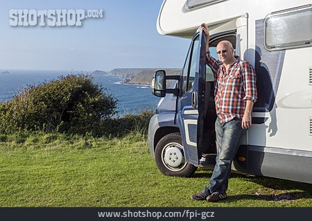 
                Tourist, Steilküste, Cornwall, Wohnmobil                   