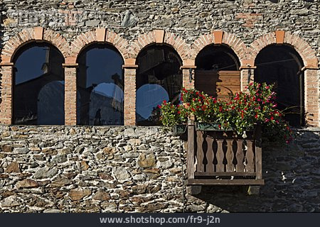 
                Balkon, Lombardei, Rundbögen                   