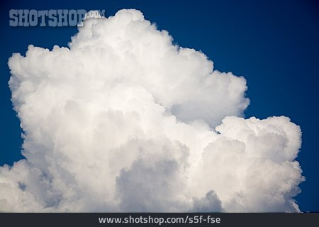 
                Wolkengebilde, Wolken, Kumulus                   