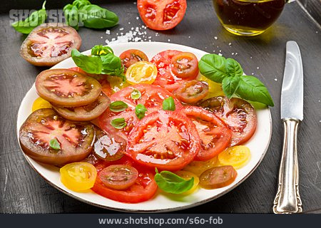 
                Basilikum, Tomatensorte, Tomatensalat                   