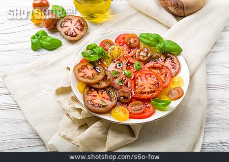 
                Basilikum, Tomaten, Tomatensalat                   