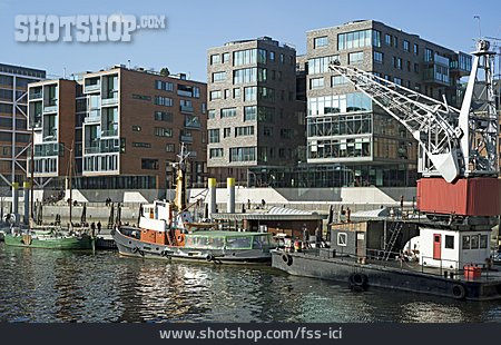 
                Hamburg, Elbe, Museumshafen                   