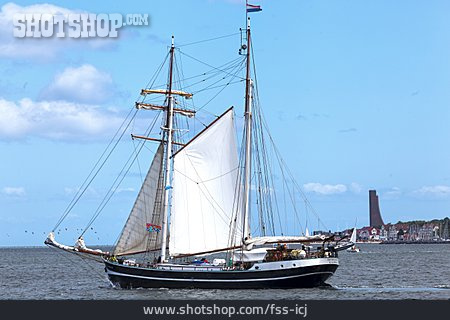 
                Segelschiff, Kieler Förde                   