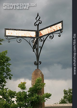 
                Richtung, Straßenschild, Wegweiser                   