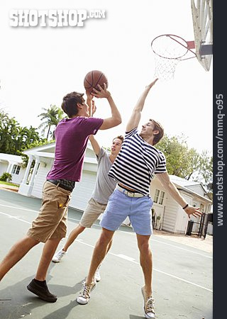 
                Freizeit, Freunde, Basketball                   