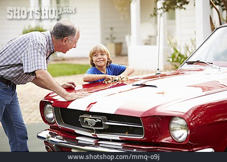 
                Enkel, Großvater, Auto, Oldtimer                   