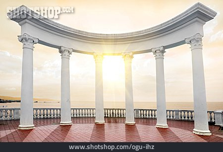 
                Sonnenlicht, Säulengang, Ausblick, Schwarzes Meer                   