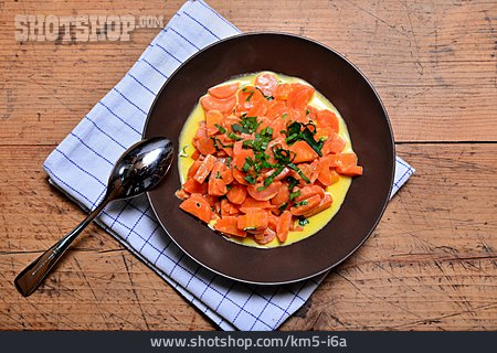 
                Karotten, Möhrensuppe                   