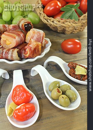
                Oliven, Fingerfood, Antipasti                   