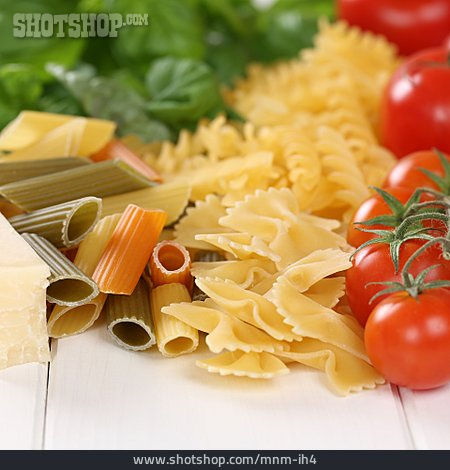 
                Farfalle, Fusilli, Rigatoni                   