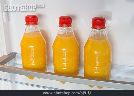 
                Orangensaft, Kühlschrank                   
