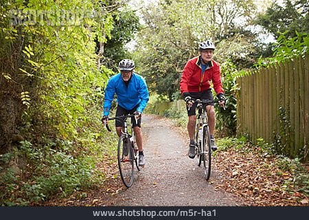 
                Aktiver Senior, Radfahrer, Radfahren                   