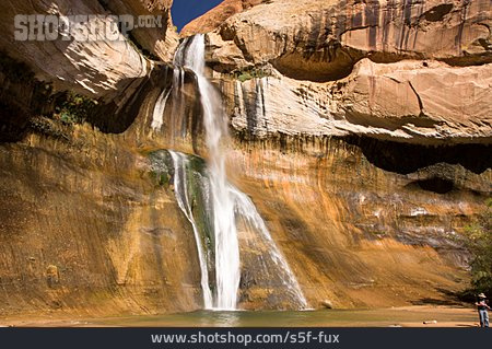 
                Wasserfall, National Monument                   