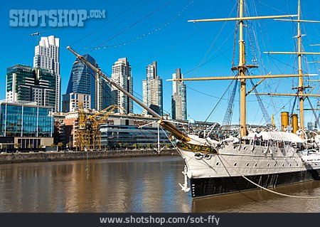 
                Segelschiff, Buenos Aires, Puerto Madero                   