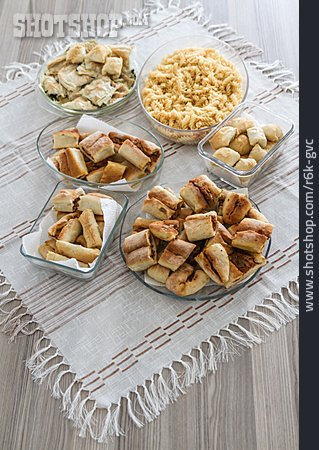 
                Süßspeise, Buffet, Pide, Türkische Küche, Börek                   