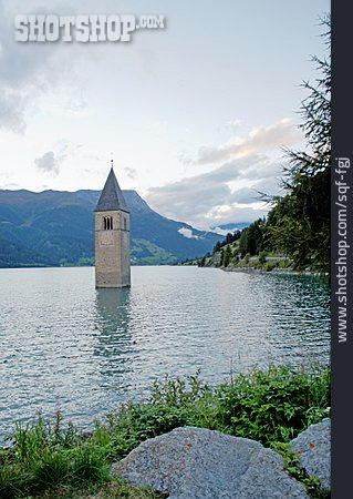 
                Kirchturm, Stausee, Reschensee, Graun Im Vinschgau                   