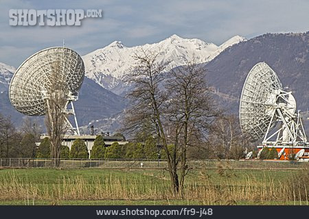 
                Radioteleskop, Landschaftsschutzgebiet, Bodenstation, Pian Di Spagna                   