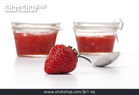 
                Erdbeere, Marmelade, Kompott                   