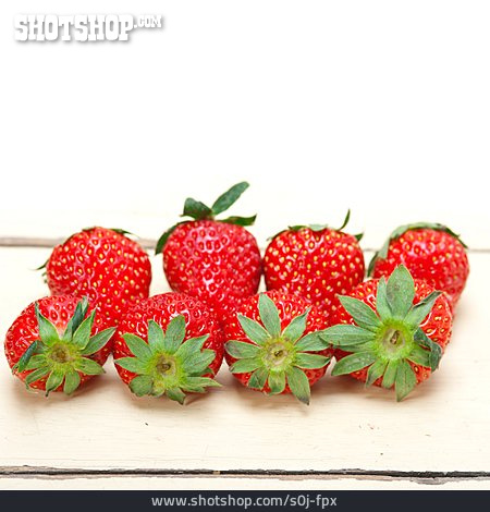 
                Erdbeeren                   