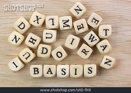 
                Buchstabenwürfel, Basis                   