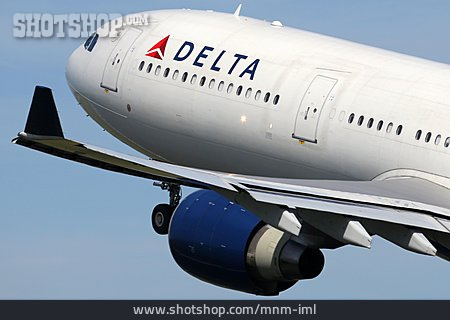 
                Flugzeug, Airbus A330, Delta Air Lines                   