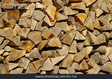 
                Holzstapel, Holzscheit, Brennholz                   