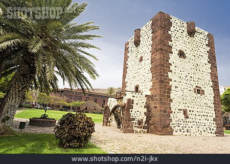 
                La Gomera, San Sebastian, Torre                   