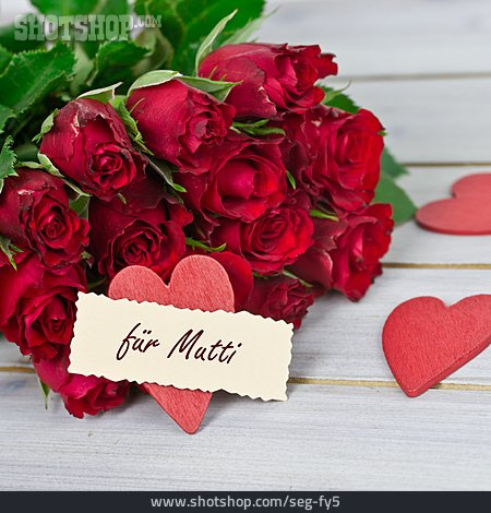 
                Muttertag, Rosenstrauß, Blumengeschenk                   
