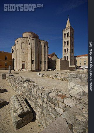 
                Kroatien, Zadar, Donatuskirche                   