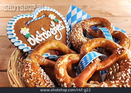 
                Lebkuchenherz, Brezel, Oktoberfest, Bayern                   