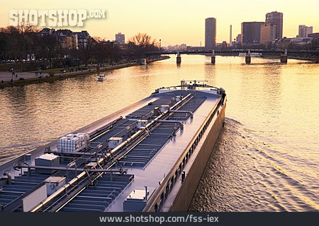 
                Main, Frachtschiff, Frankfurt Am Main                   