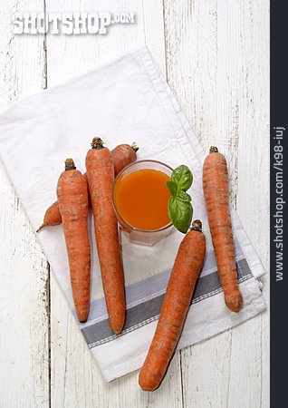 
                Karotte, Karottensaft                   