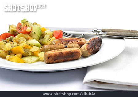 
                Kartoffelsalat, Hausmannskost, Bratwürstchen                   