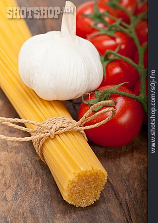 
                Italienische Küche, Pastagericht, Kochzutaten                   