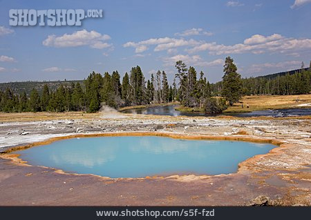 
                Heiße Quelle, Yellowstone-nationalpark                   