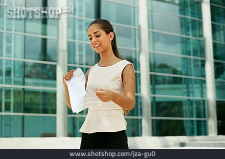 
                Geschäftsfrau, Vertrag, Kündigung, Arbeitsvertrag                   