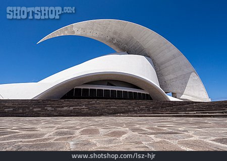 
                Moderne Baukunst, Zuschauertribüne, Auditorio De Tenerife                   