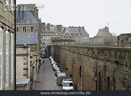 
                Stadtmauer, Saint Malo                   