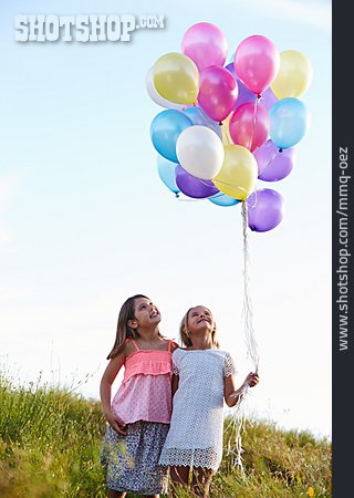 
                Mädchen, Luftballon, Sommerlich                   