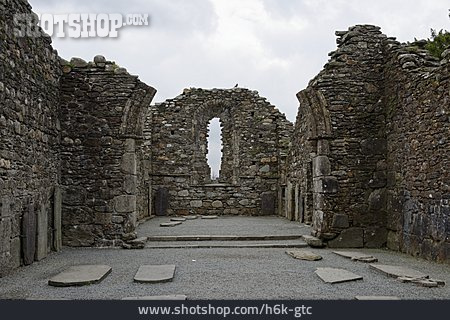 
                Ruine, Kloster, Klosterruine                   