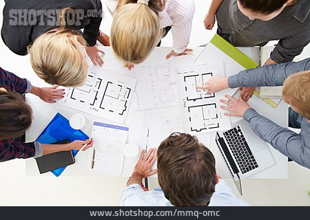 
                Meeting, Teamwork, Technische Zeichnung                   