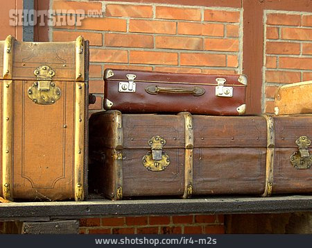 
                Koffer, Gepäck, Reisekoffer                   