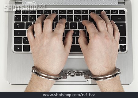 
                Datenklau, Internetkriminalität, Strafbar                   