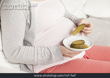 
                Schwangerschaft, Heißhunger, Gewürzgurken                   