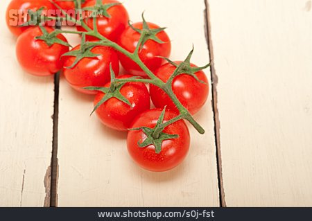 
                Tomate                   