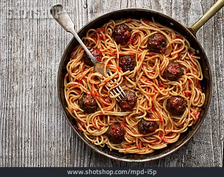 
                Italienische Küche, Pfannengericht, Mittagessen                   
