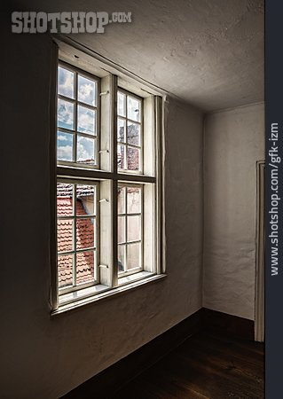 
                Zimmer, Sprossenfenster                   