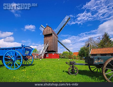 
                Windmühle, Bockwindmühle, Dornum                   